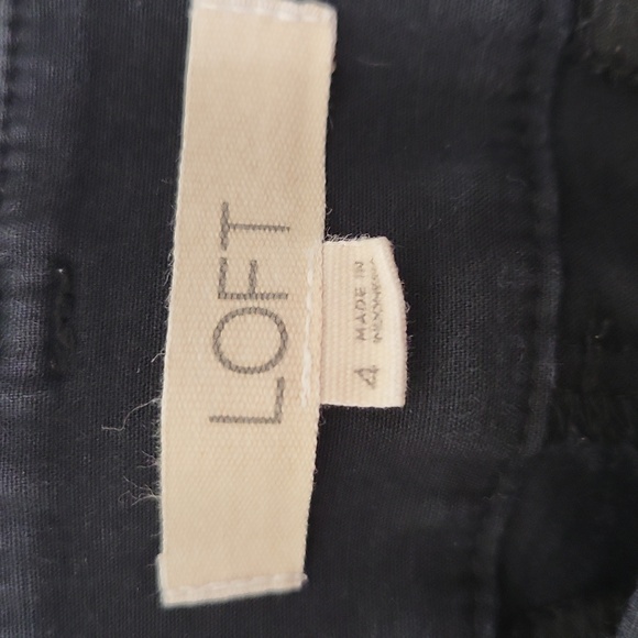 Womens capris- Loft size 4, the Riviera pant - Picture 3 of 6